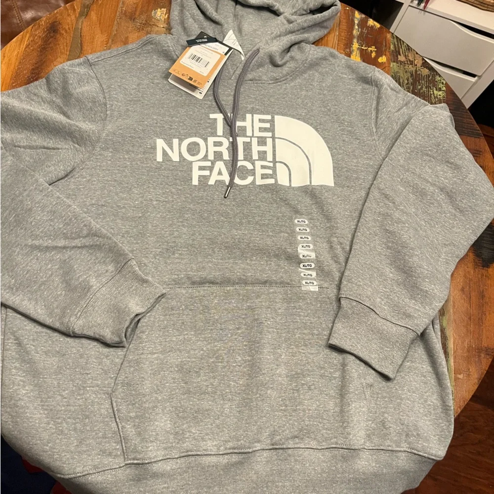 NWT North Face Men’s Half Dome Hoodie